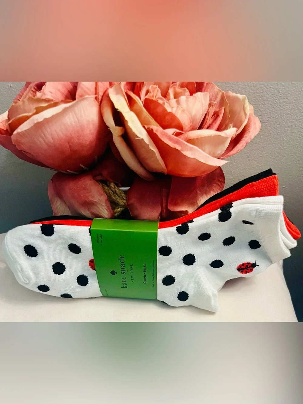 KATE SPADE NWT Women's Ladybug 3-Pack Quarter Socks. Black, White, & Orange.